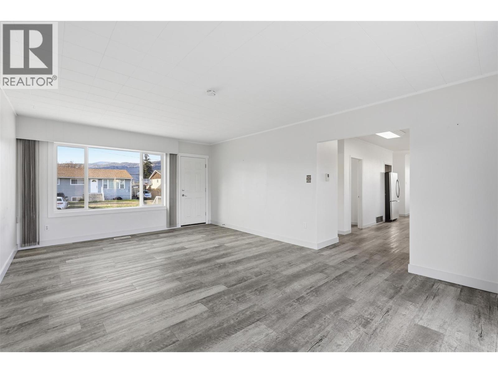 1144 SHERBROOKE AVENUE - 9