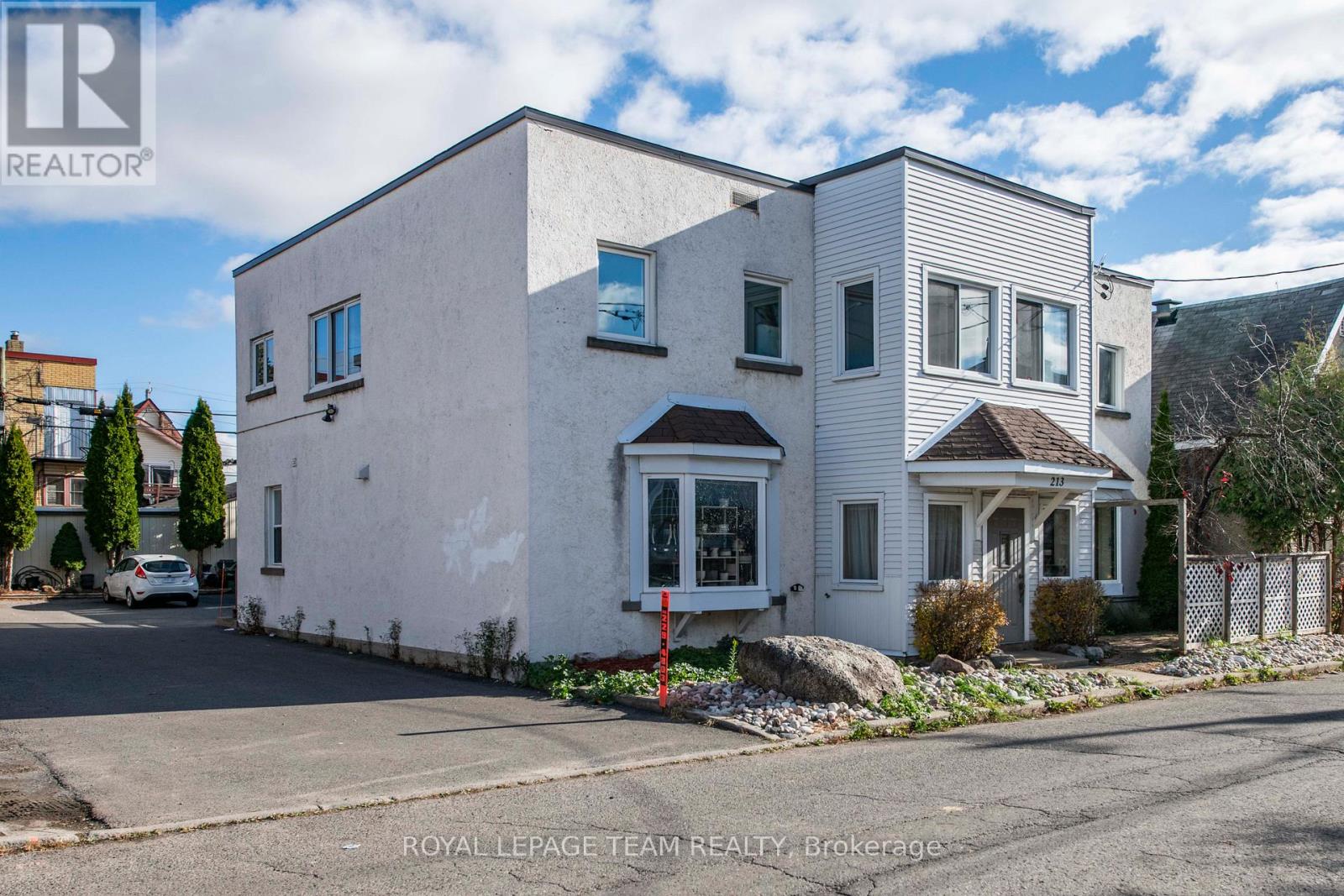 213 DESROSIERS STREET - 1