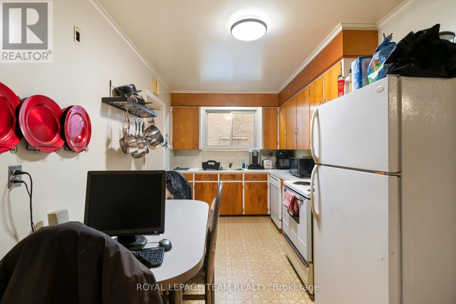 213 DESROSIERS STREET - 16