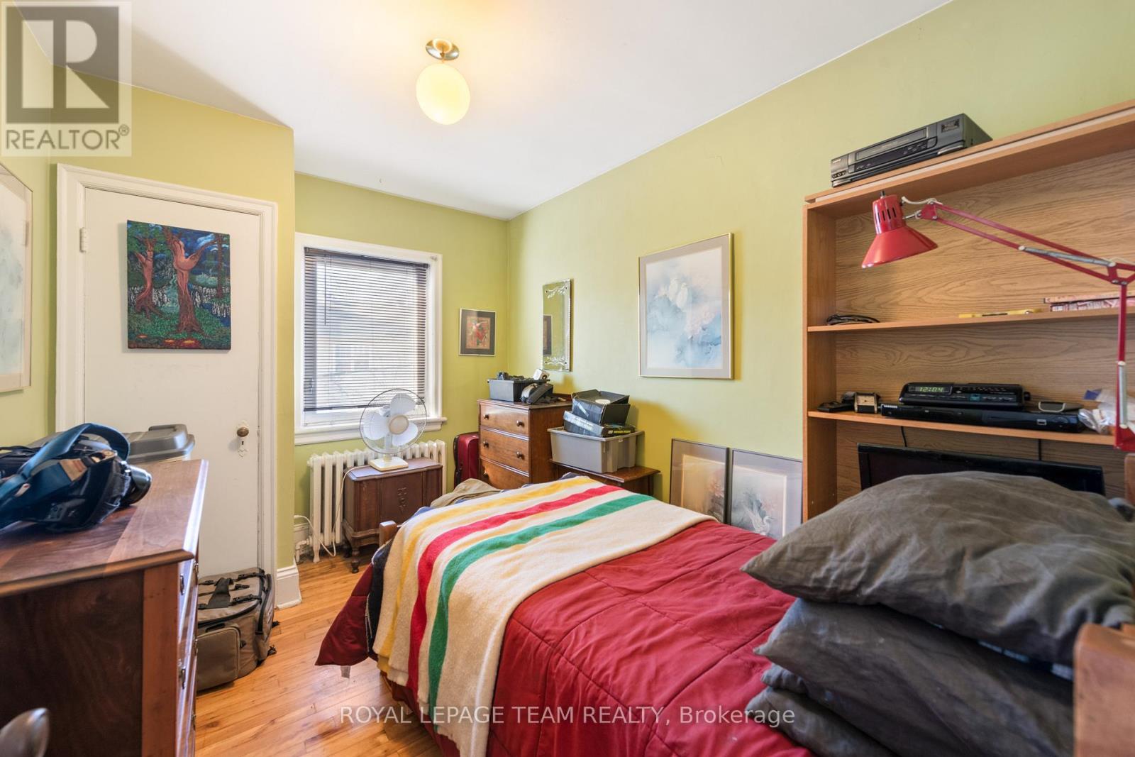 213 DESROSIERS STREET - 33