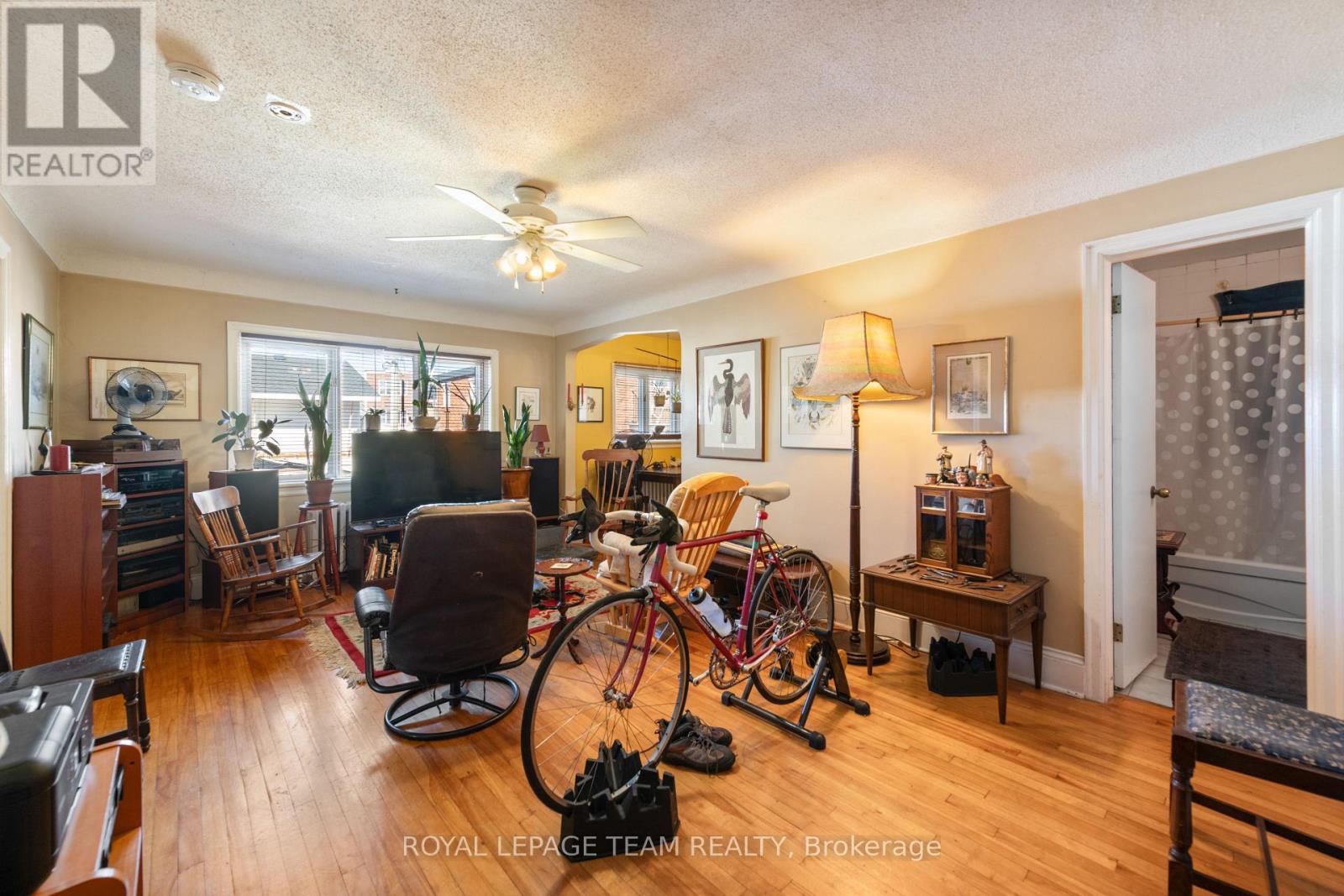 213 DESROSIERS STREET - 35