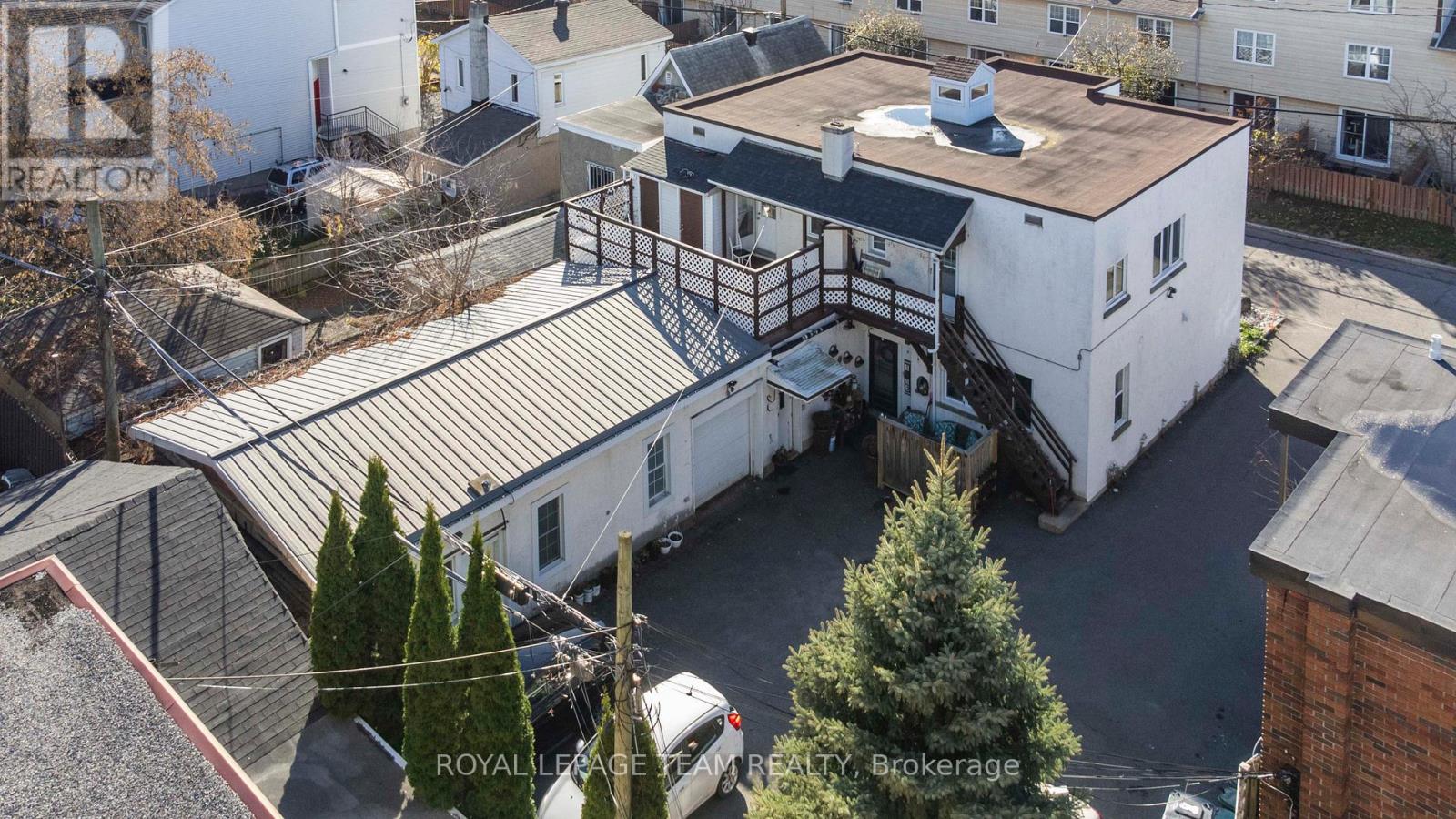 213 DESROSIERS STREET - 42