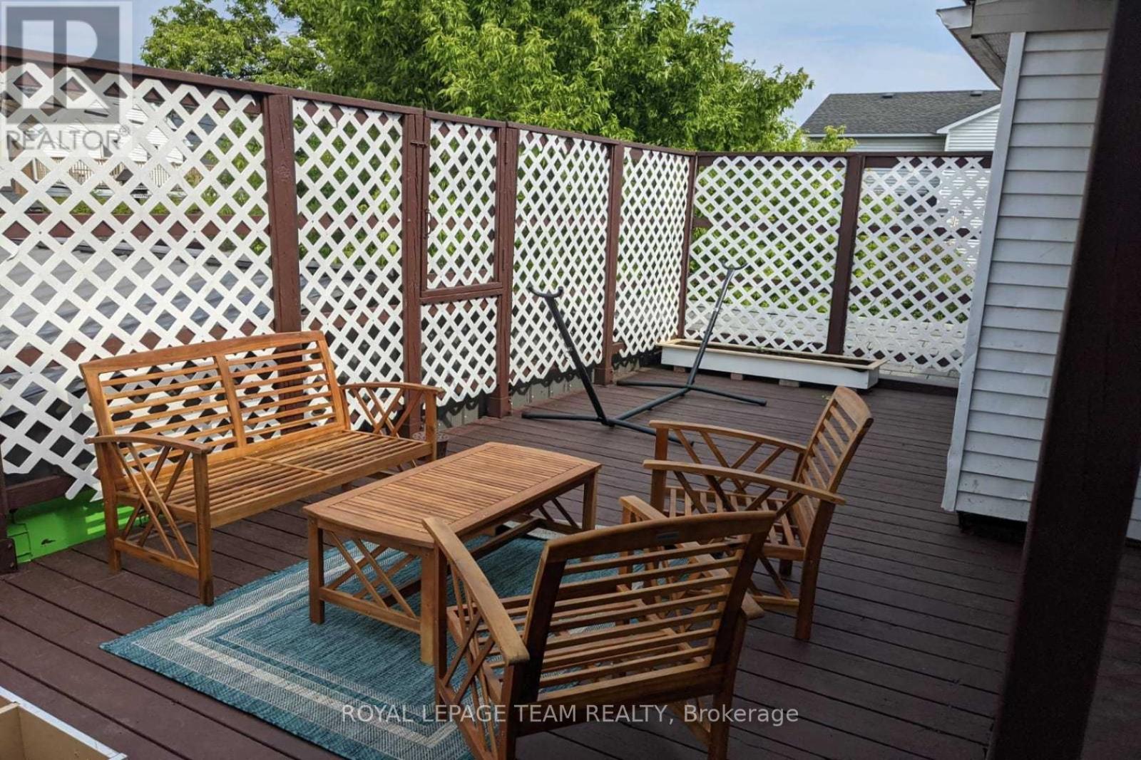 213 DESROSIERS STREET - 45