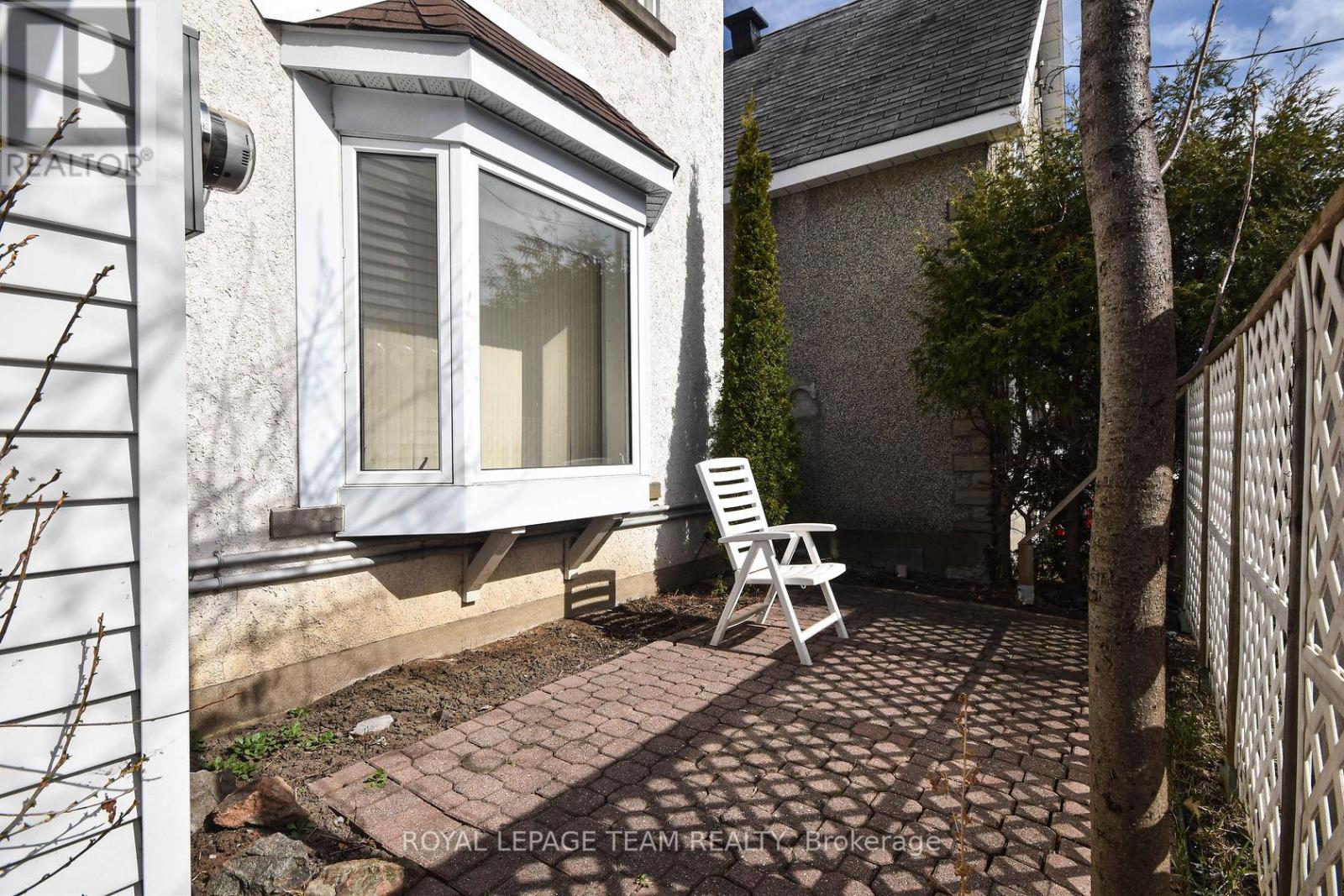 213 DESROSIERS STREET - 46