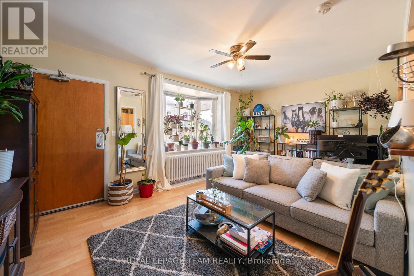 213 DESROSIERS STREET - 6