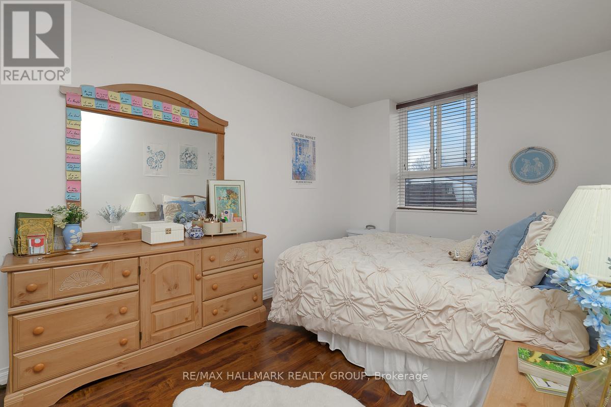 210 - 2000 JASMINE CRESCENT — photo 17