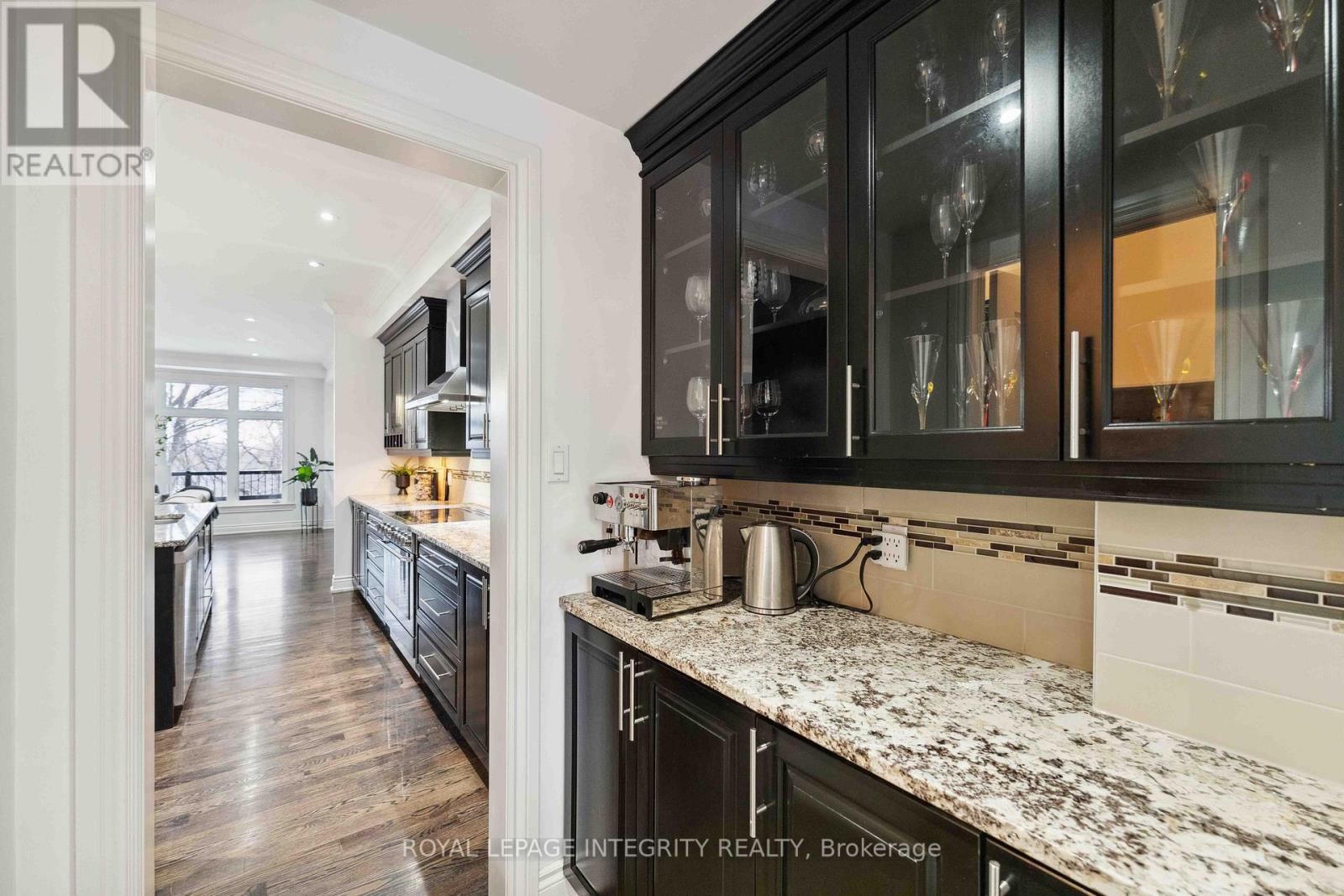 612 BESSERER STREET — photo 12