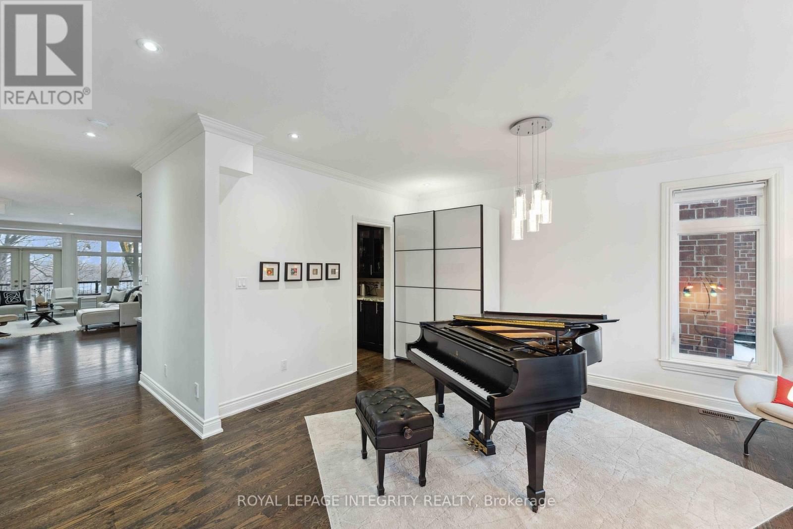 612 BESSERER STREET — photo 14
