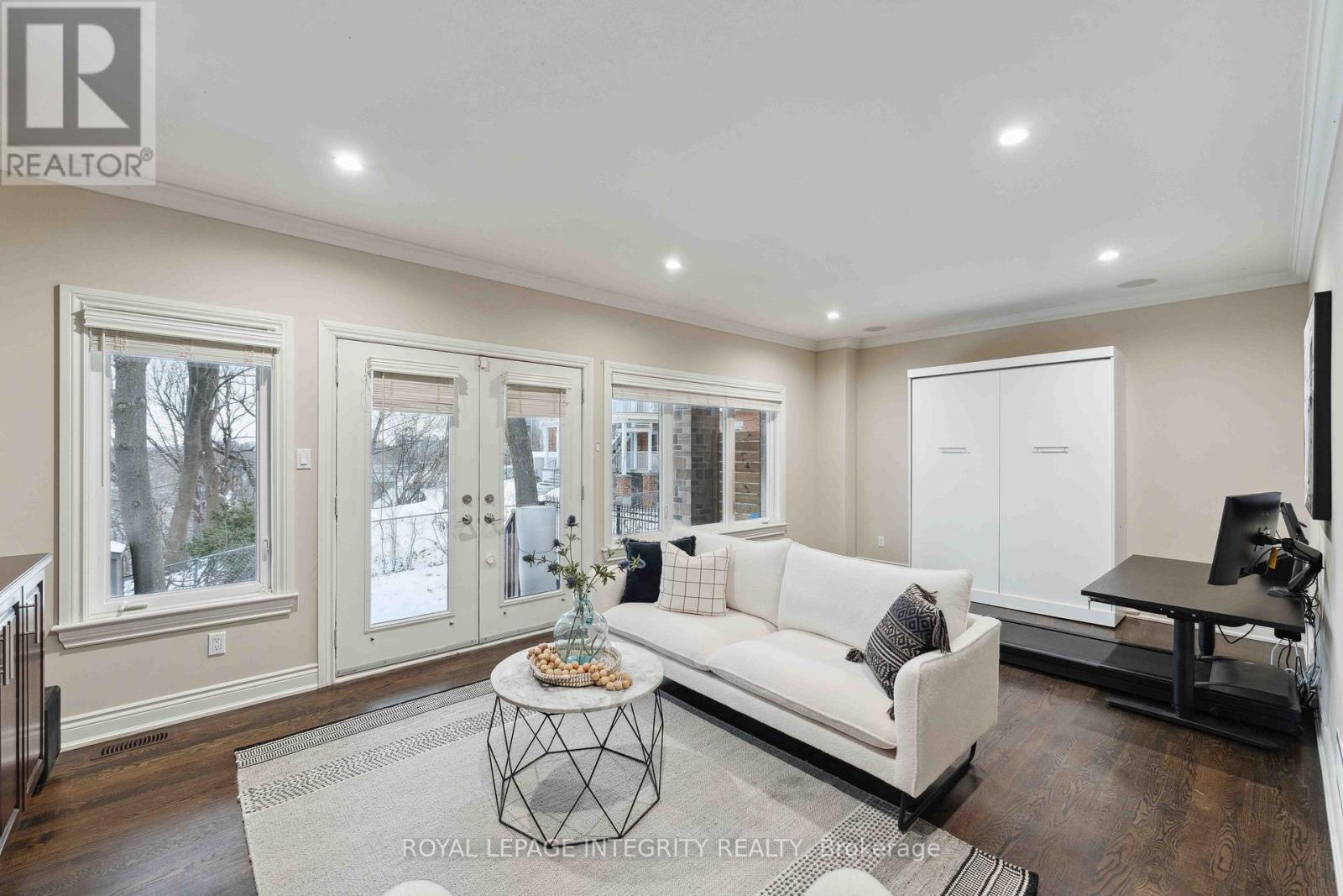 612 BESSERER STREET — photo 28