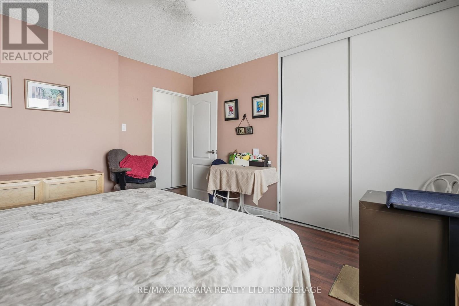 601 - 6390 HUGGINS STREET — photo 18