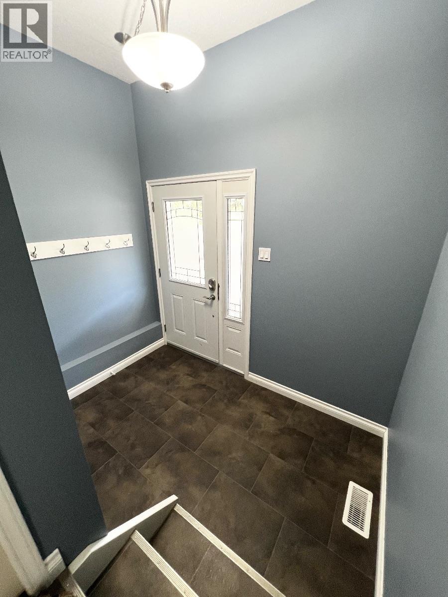 1318 PINE Street, Telkwa