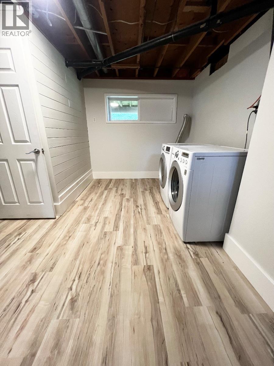 1318 PINE Street, Telkwa