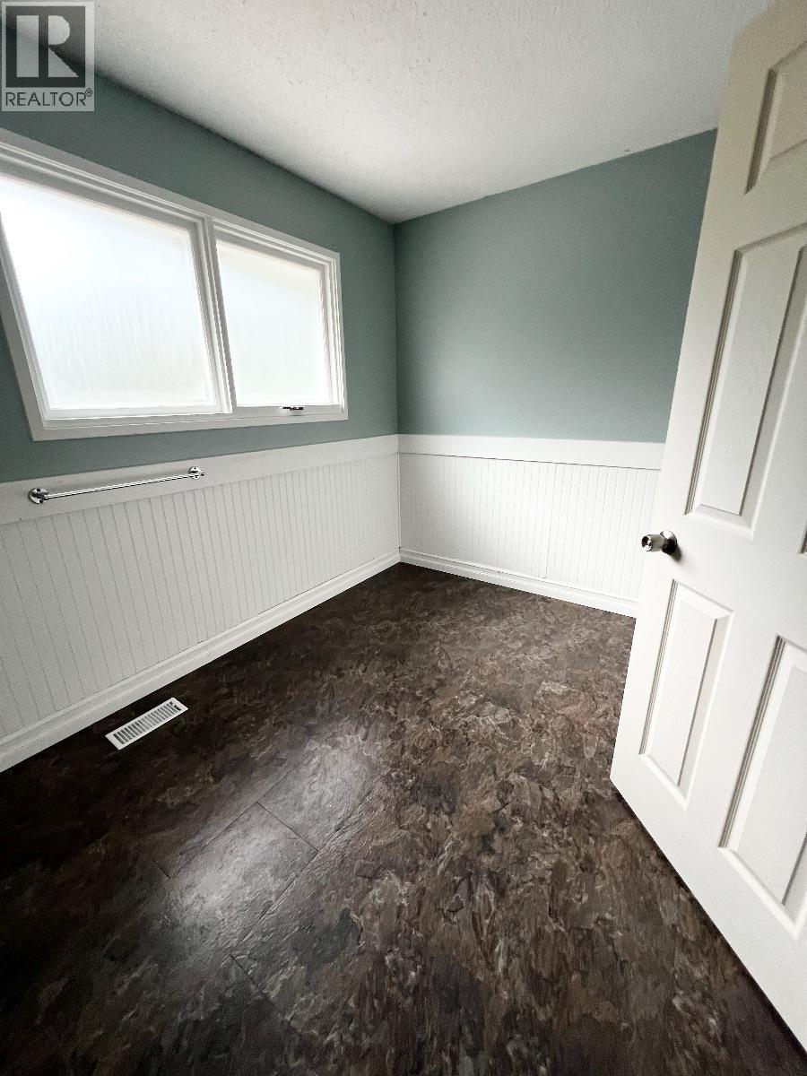 1318 PINE Street, Telkwa