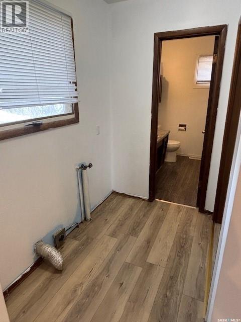 327 4th AVENUE E — photo 11