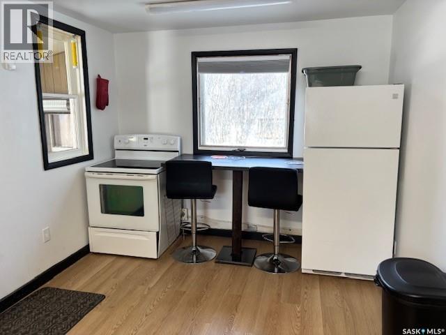 327 4th AVENUE E — photo 14