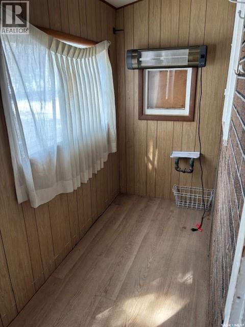 327 4th AVENUE E — photo 21