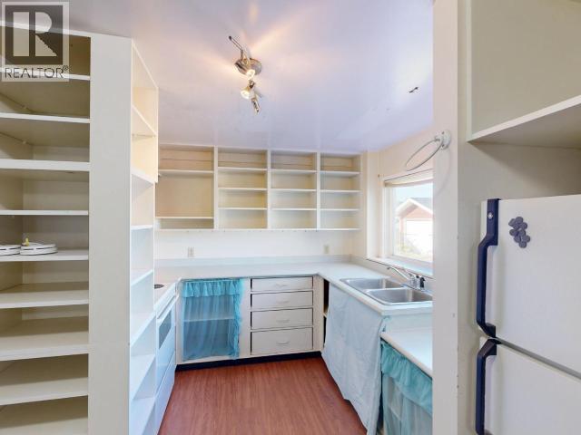 4525 MANSON AVE - 14
