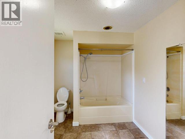 4525 MANSON AVE - 18