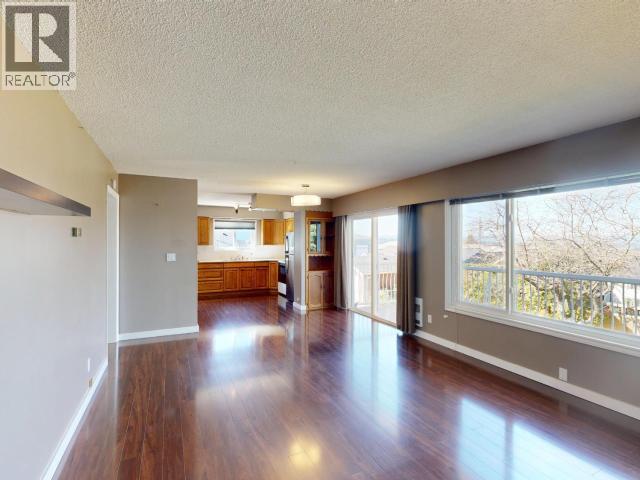 4525 MANSON AVE - 5