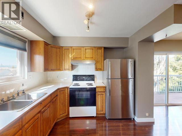 4525 MANSON AVE - 6