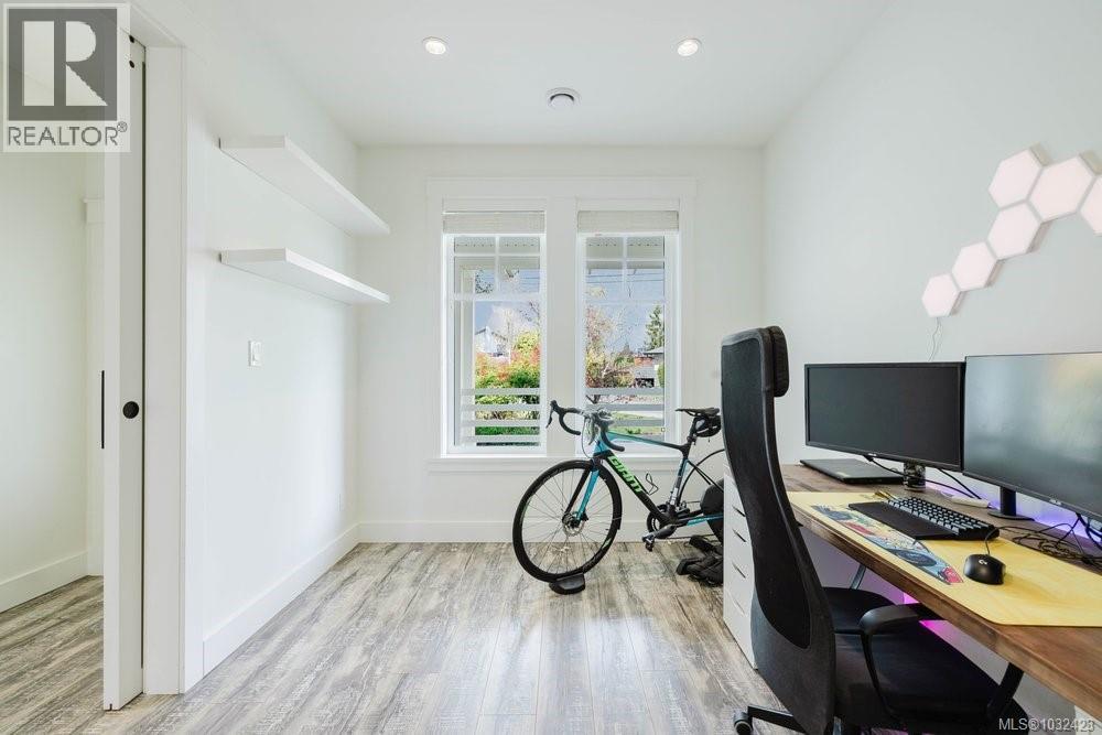  30 Jedburgh Road, View Royal