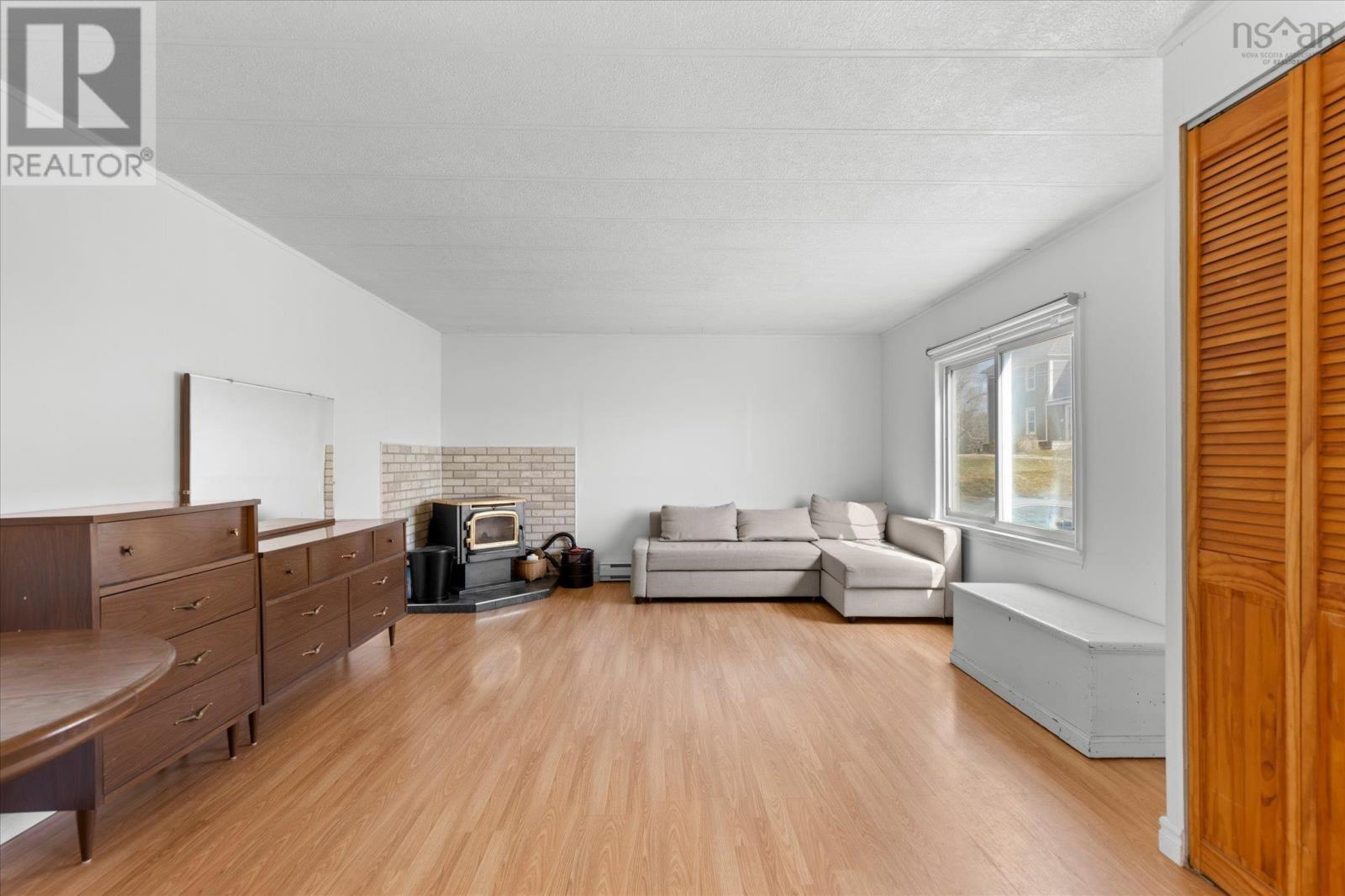 Property 1 of 31 of 2710 Highway 332 Highway