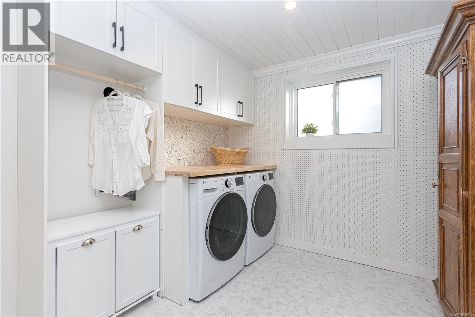 9760 Glynnwood Park Rd, North Saanich