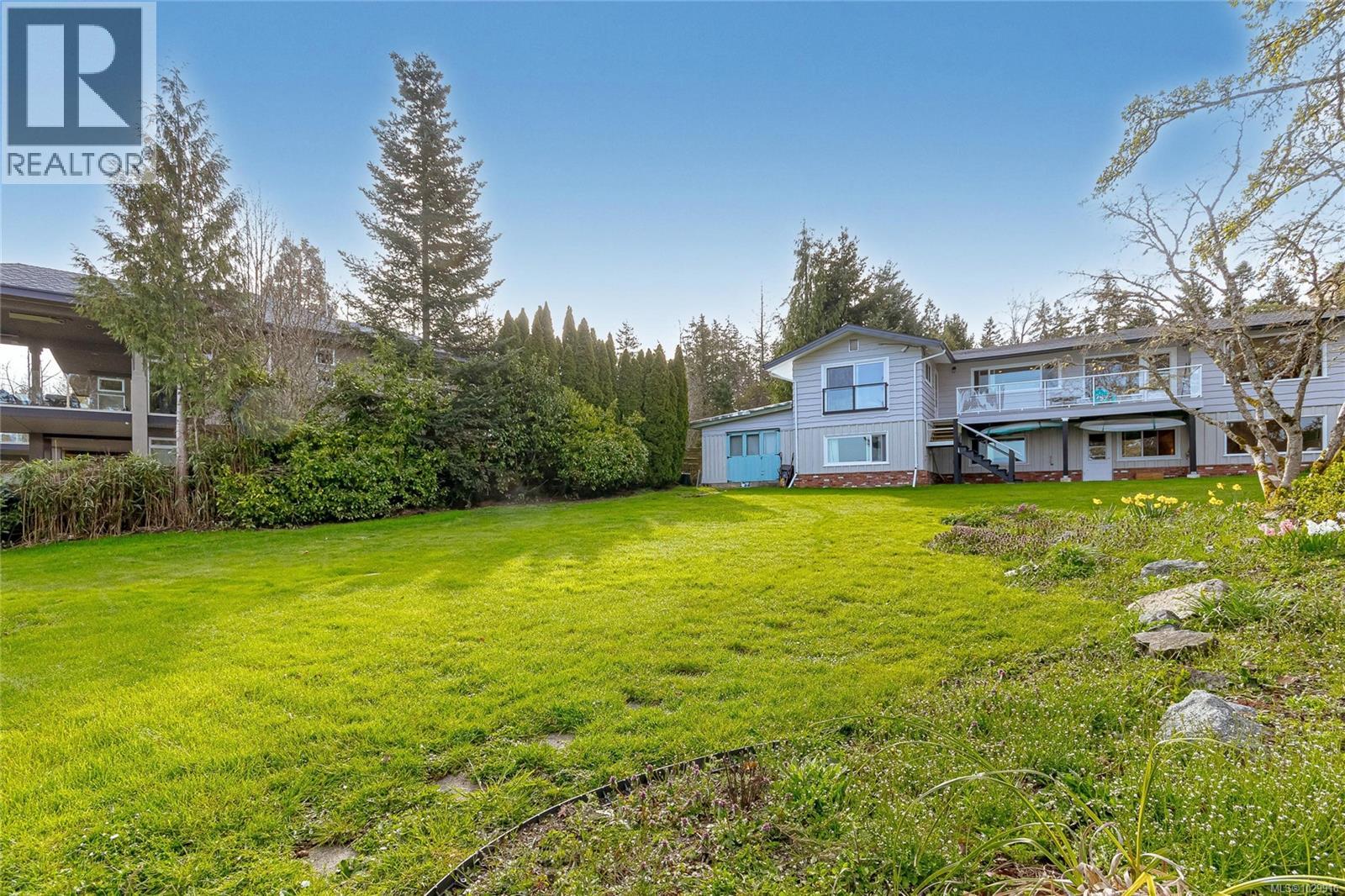 9760 Glynnwood Park Rd, North Saanich