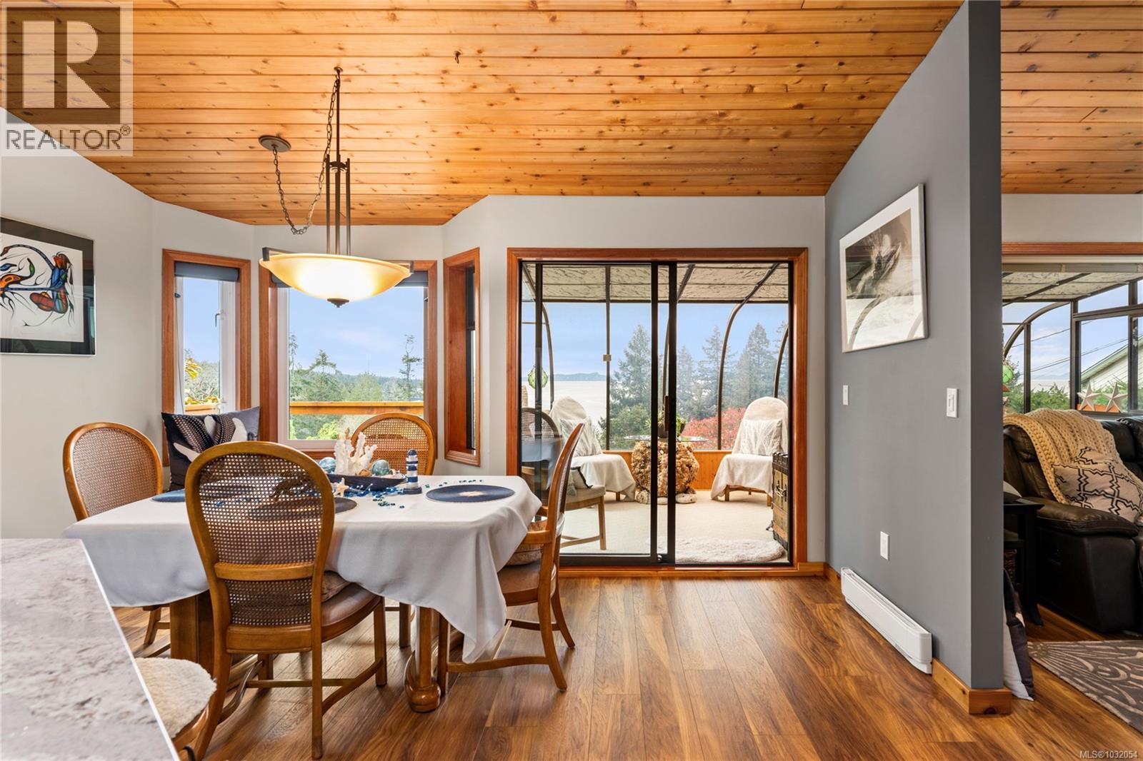 3141 SWALLOW CRES - 9