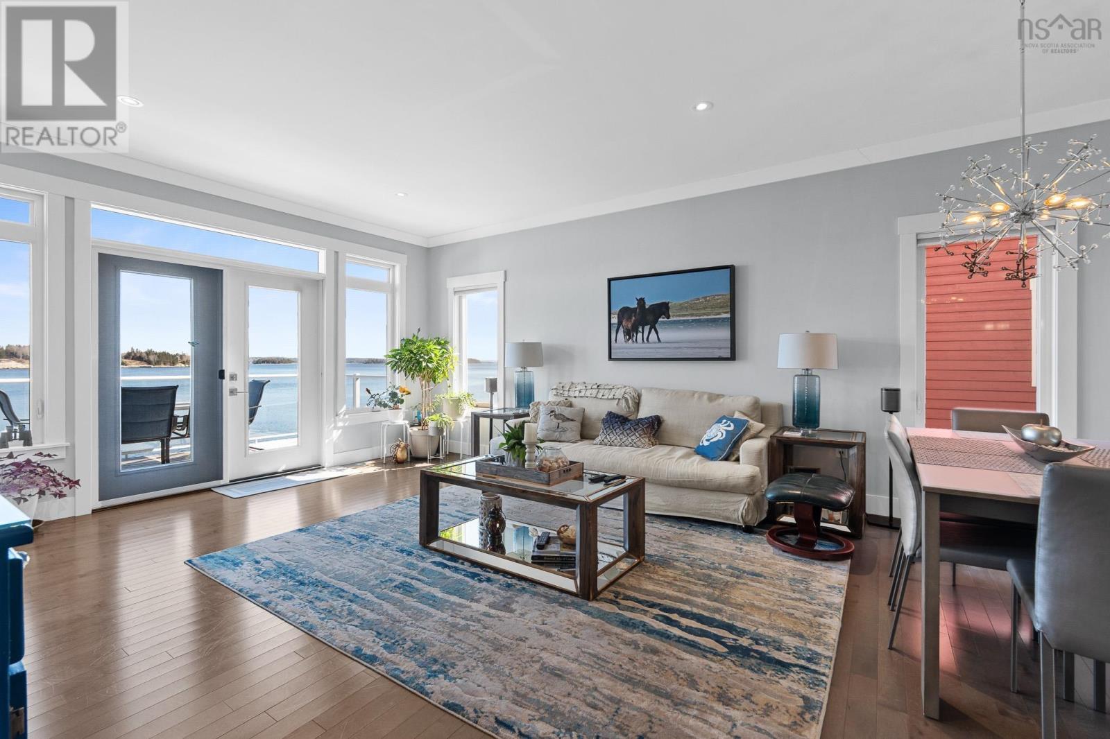 Property 7 of 35 of 32 Logboom Run