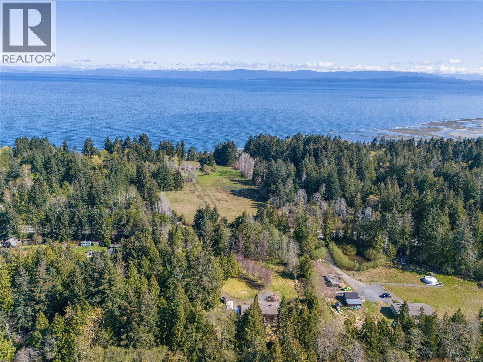 4080 ISLAND HWY - 37