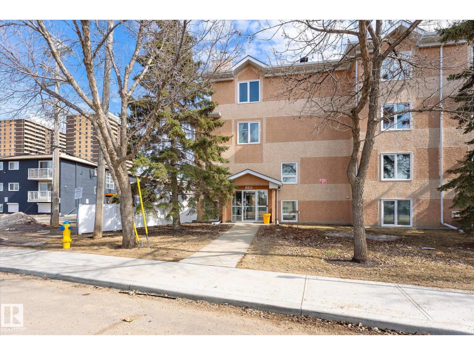 #105 8811 106A AV NW - 1