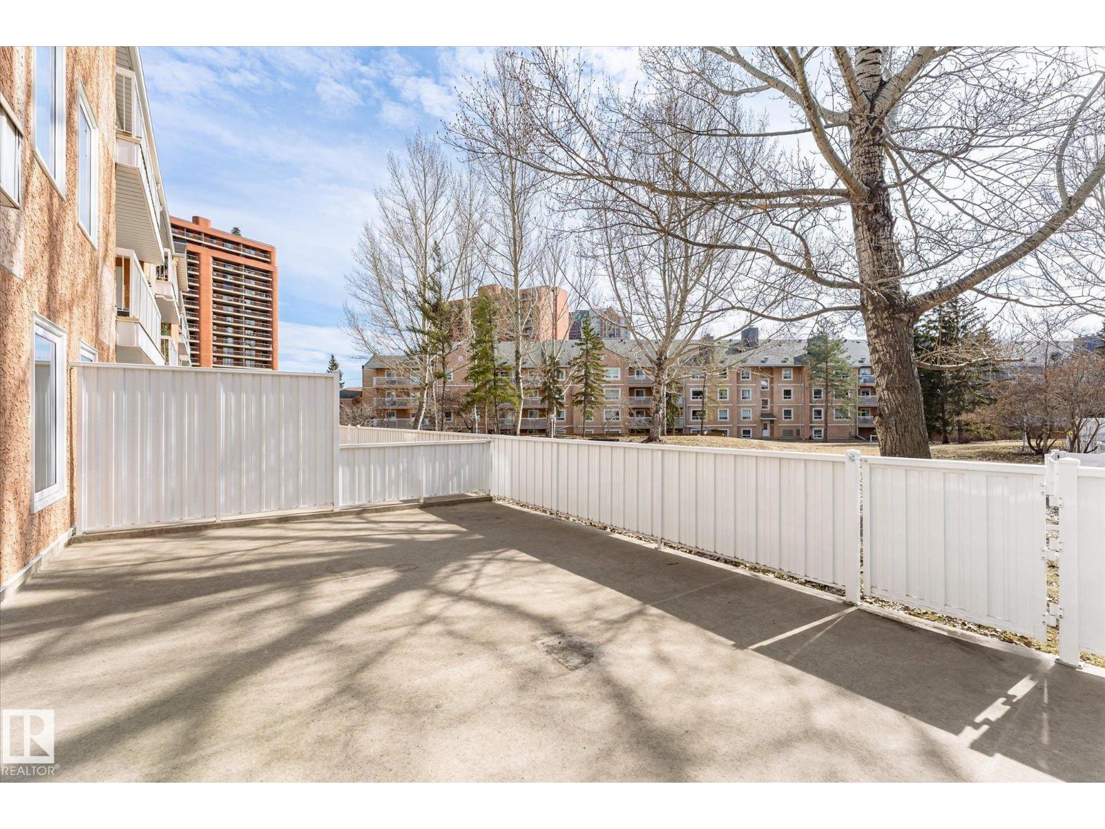 #105 8811 106A AV NW - 26