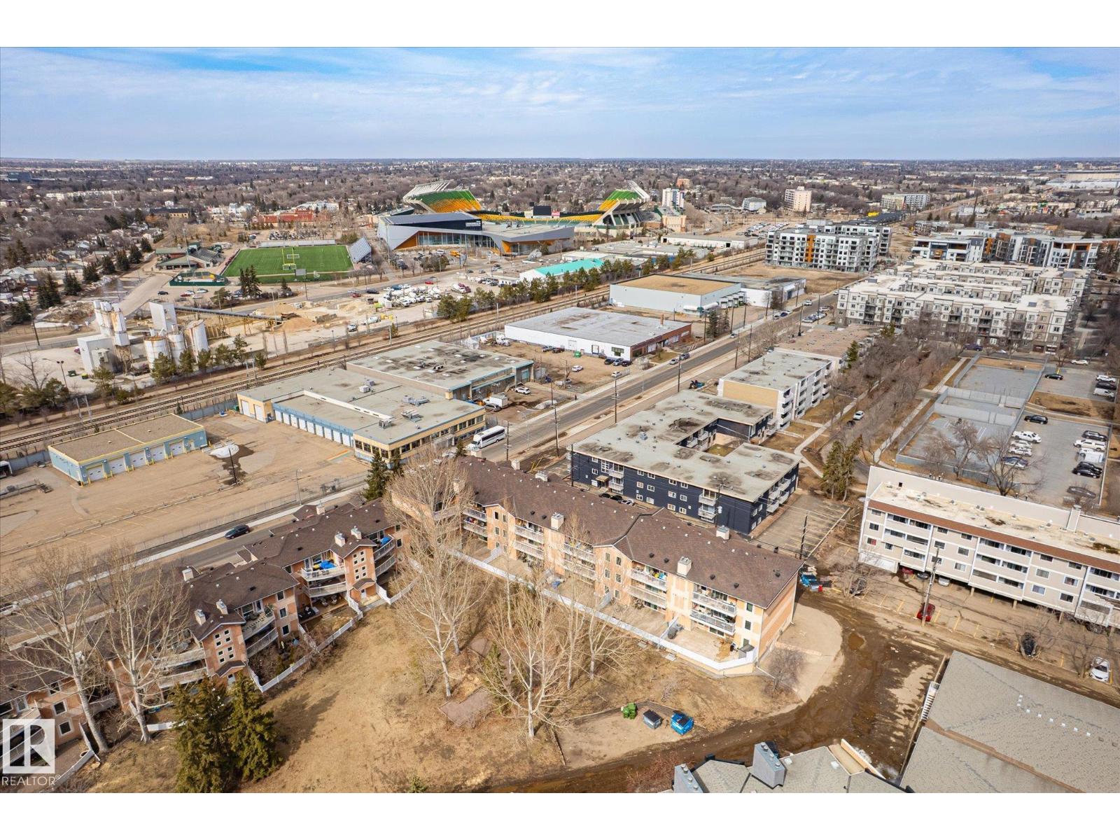 #105 8811 106A AV NW - 32