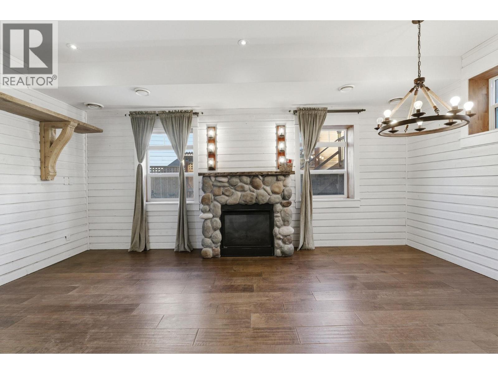 178 10414 Victoria Road, Summerland