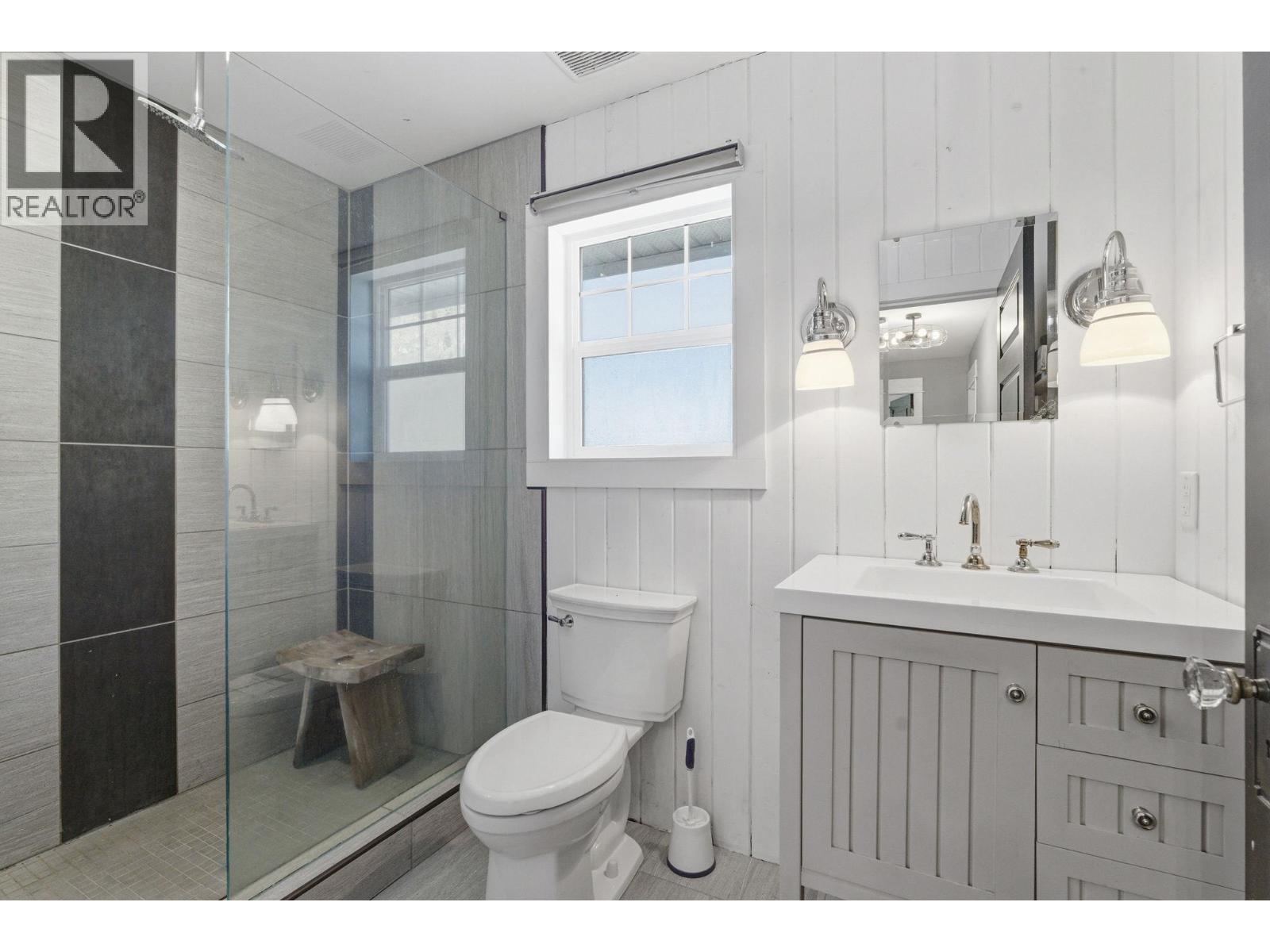 178 10414 Victoria Road, Summerland