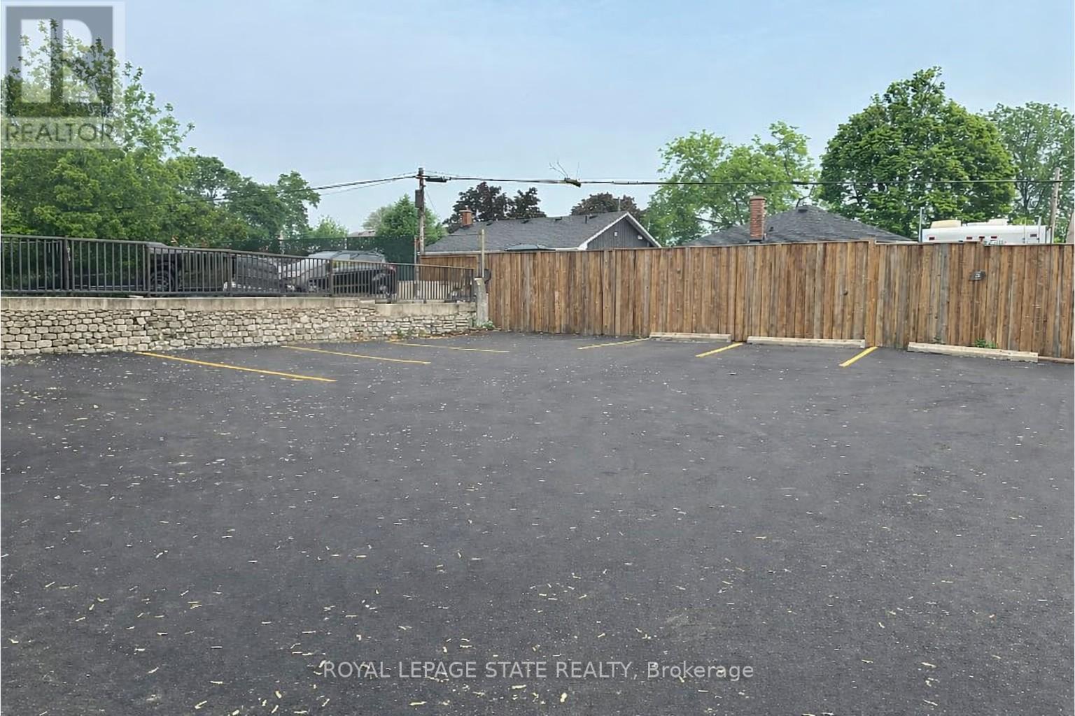 981 MOHAWK ROAD E — photo 43