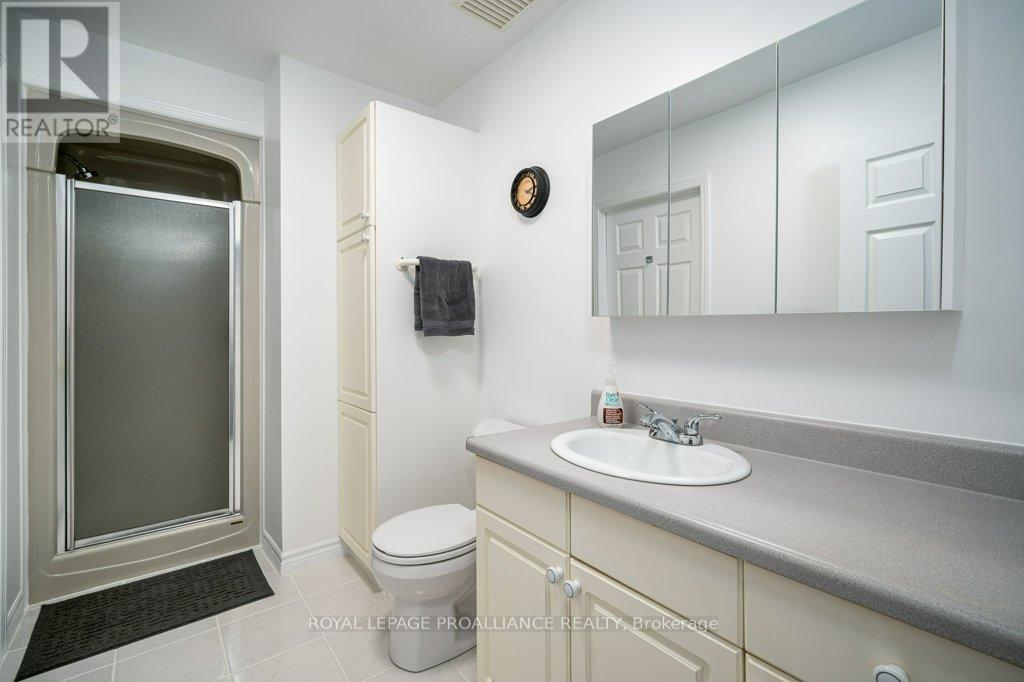 9 QUAKER COURT - 23