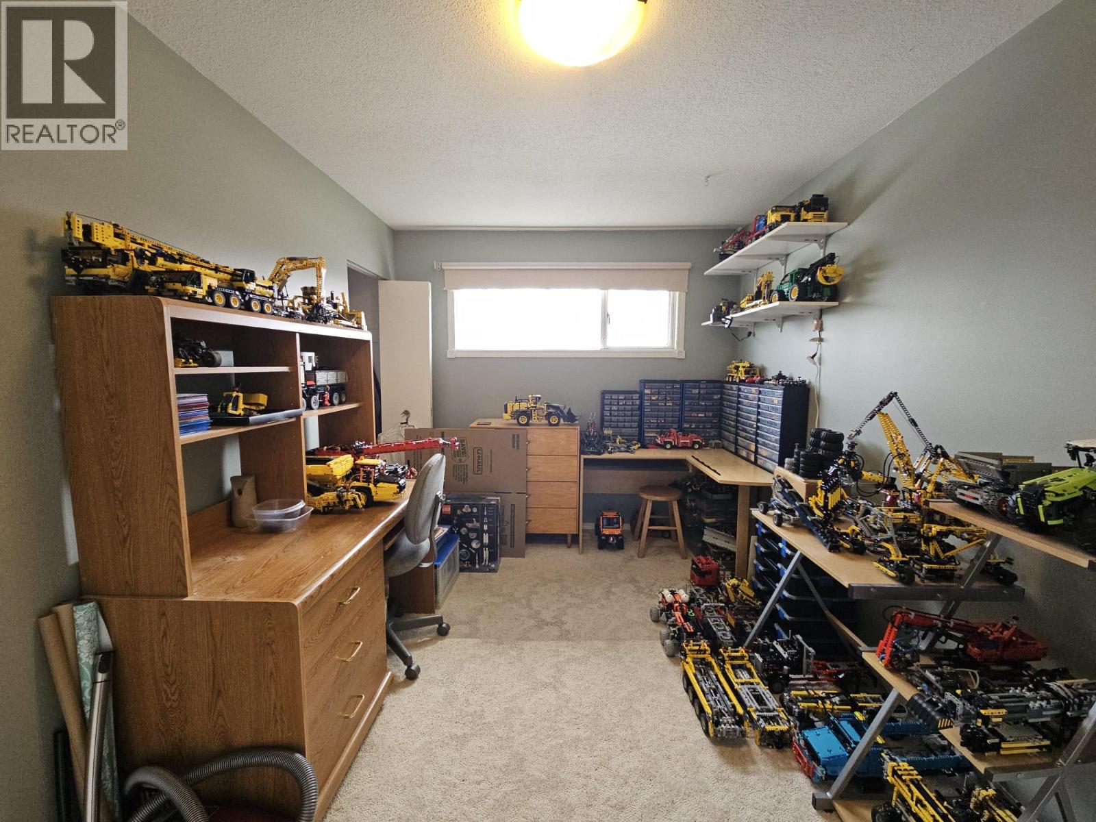 5334 KURJATA DRIVE - 33