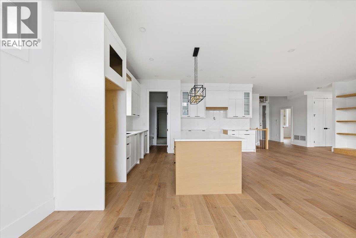 8940 Tavistock Road, Vernon