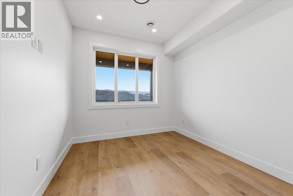 8940 Tavistock Road, Vernon