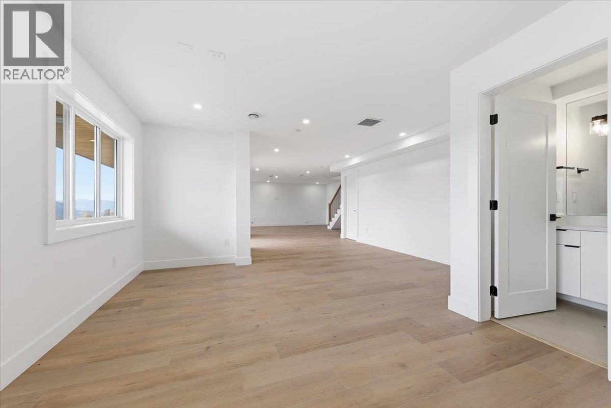 8940 Tavistock Road, Vernon