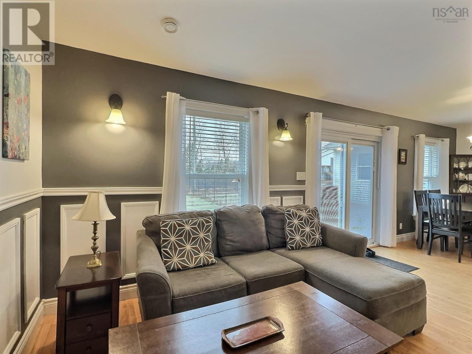 Property 13 of 21 of 10758 2 Highway