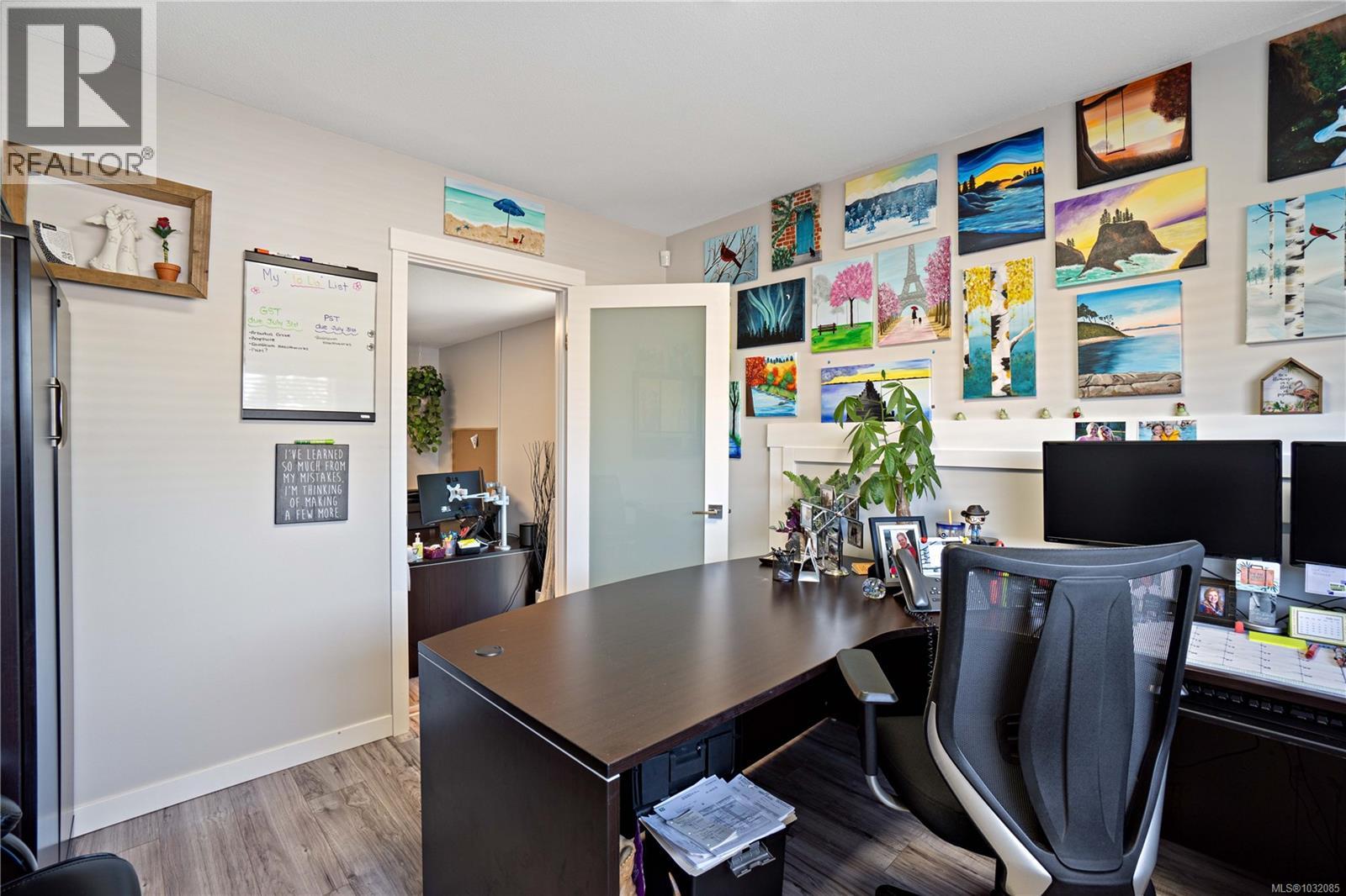 145 Hirst Ave - 26