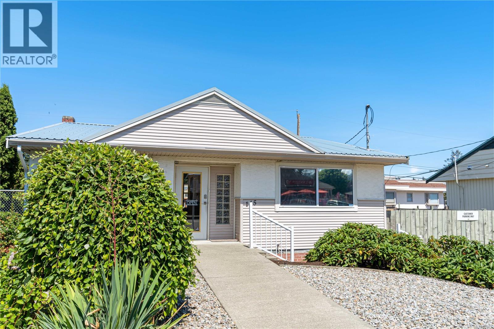 145 Hirst Ave - 32
