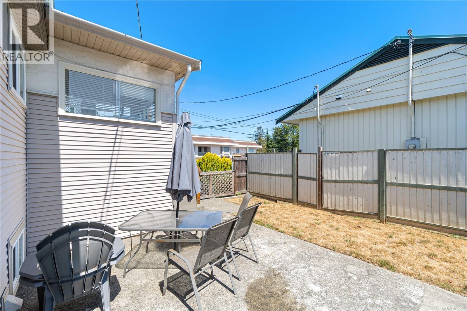 145 Hirst Ave - 36