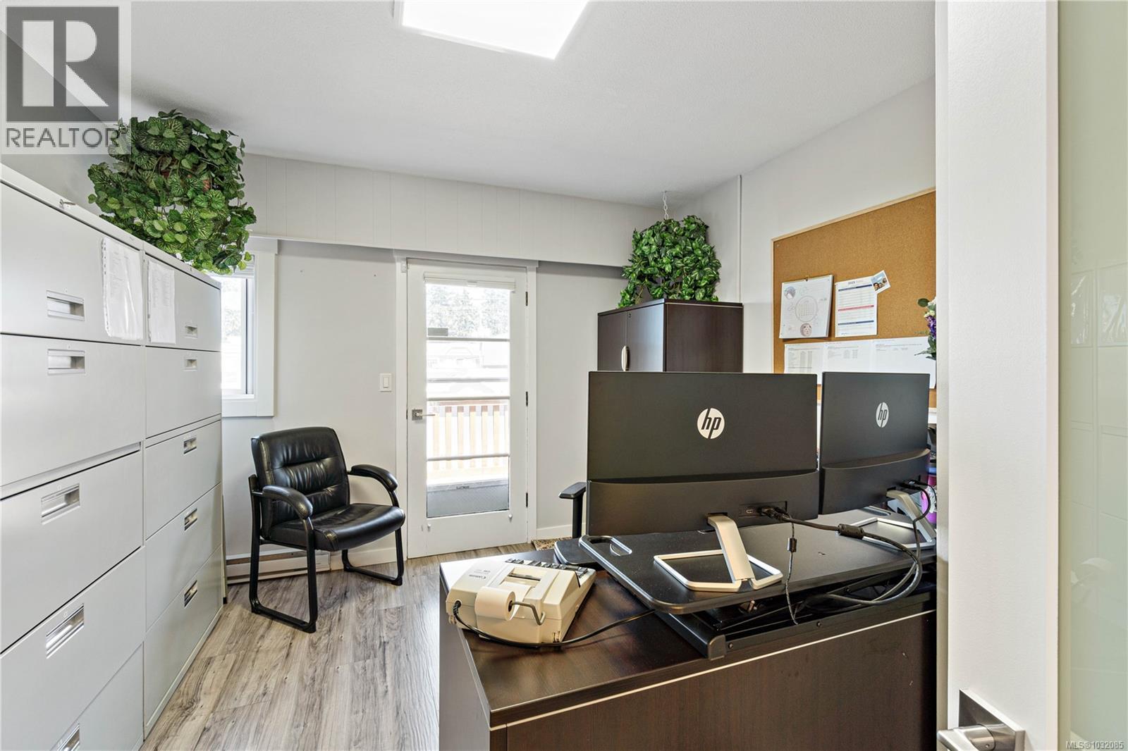 145 Hirst Ave - 24