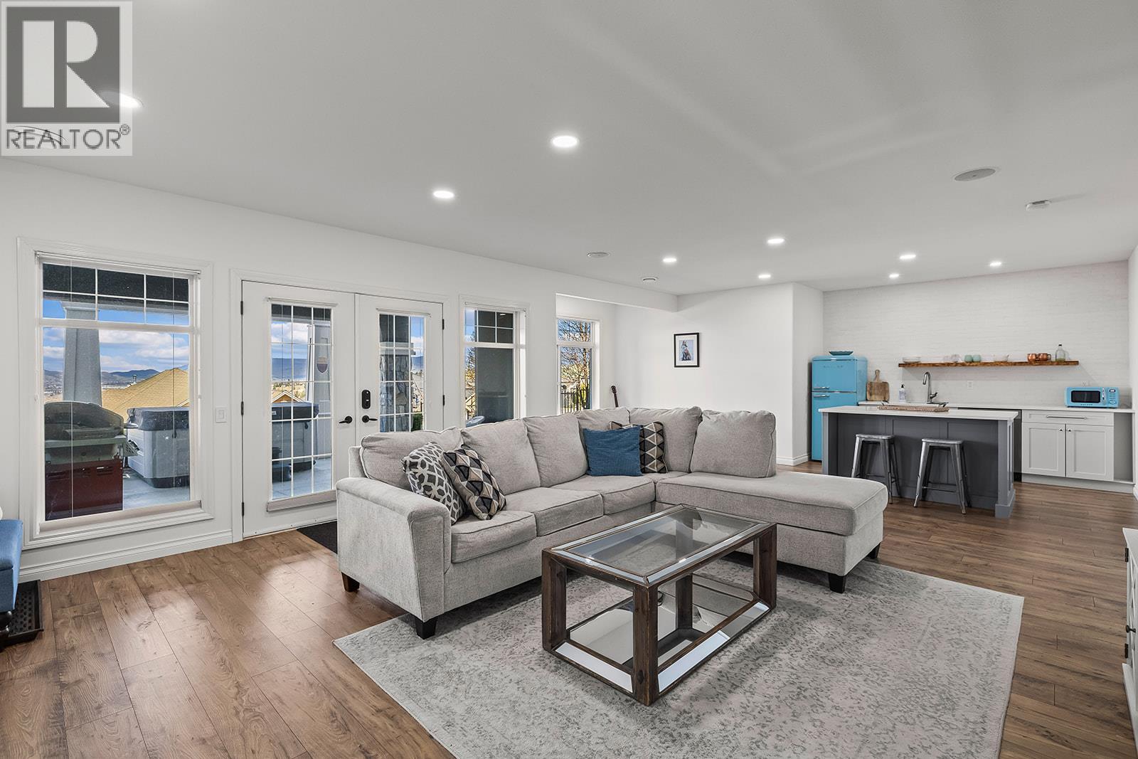  629 Almandine Court, Kelowna