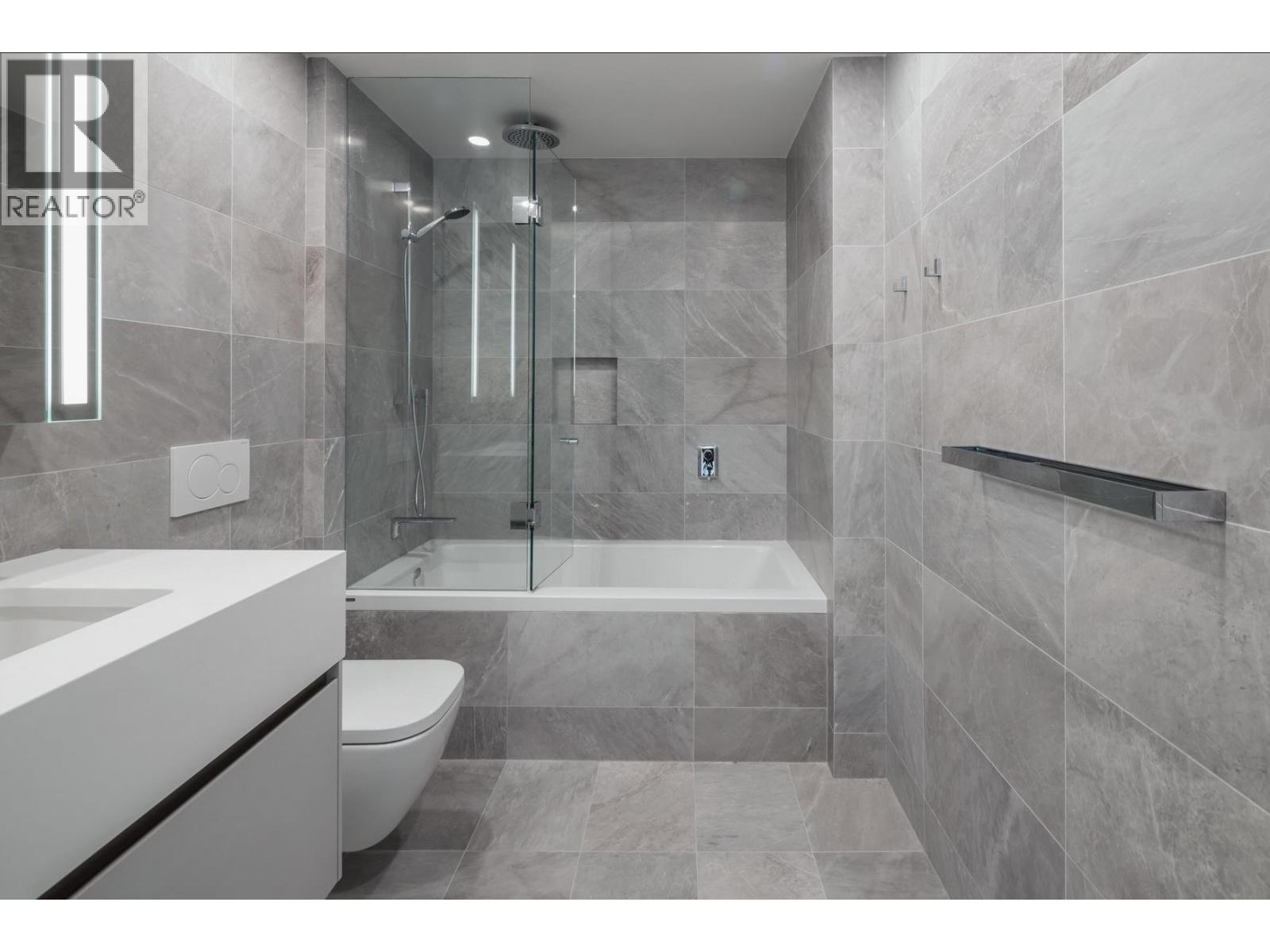 801 889 PACIFIC STREET, Vancouver