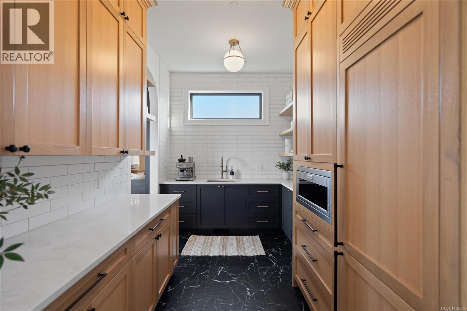  2371 Lairds Gate, Langford